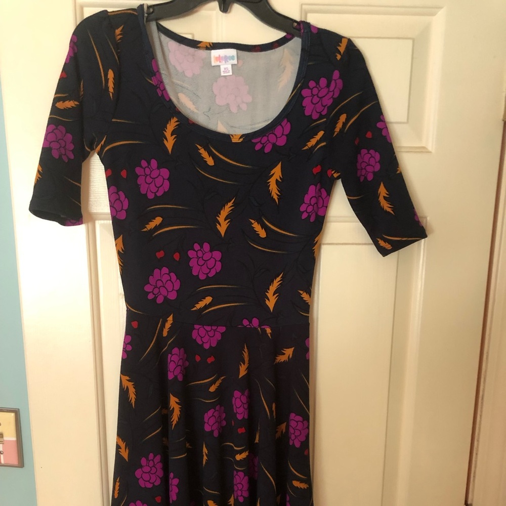 Lularoe navy and patterned 3/4 sleeve dress